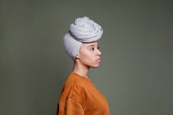 Comment choisir des vêtements en lin pour un look estival élégant?