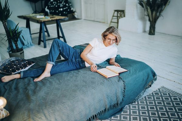 Quels styles de pantalons privilégier pour un look casual mais sophistiqué?